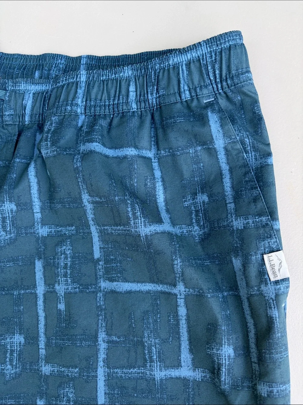L.L. Bean Men's Slate Blue Geometric Swim Trunks